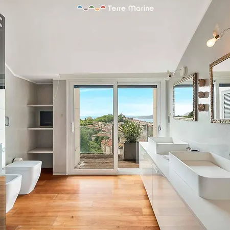 Bay View Home, Terremarine Apartmán