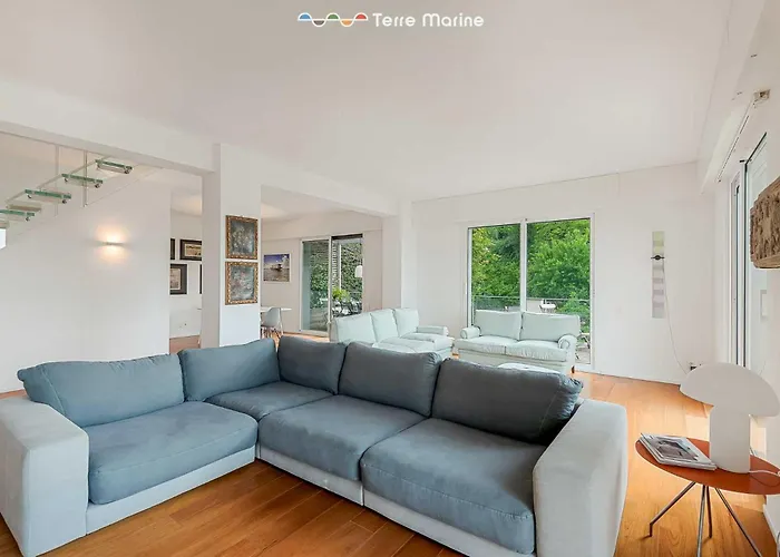Lägenhet Bay View Home, Terremarine